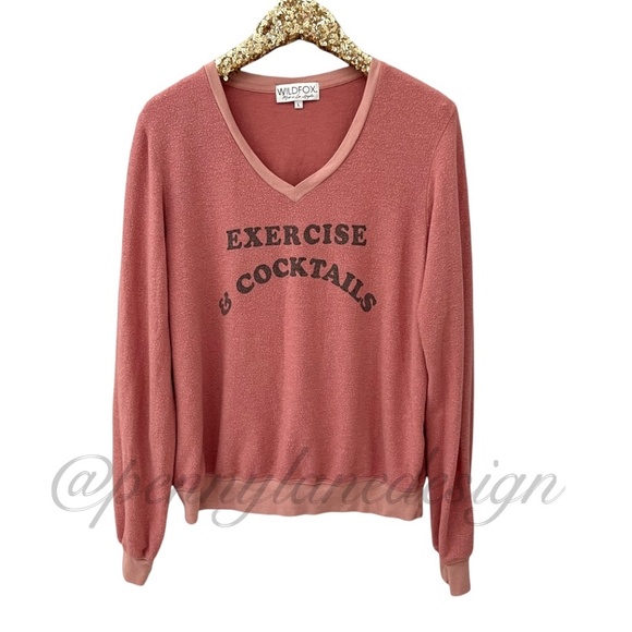 WIldfox Exercise & Cocktails V-Neck Sweater Baggy Beach Jumper - Picture 1 of 5